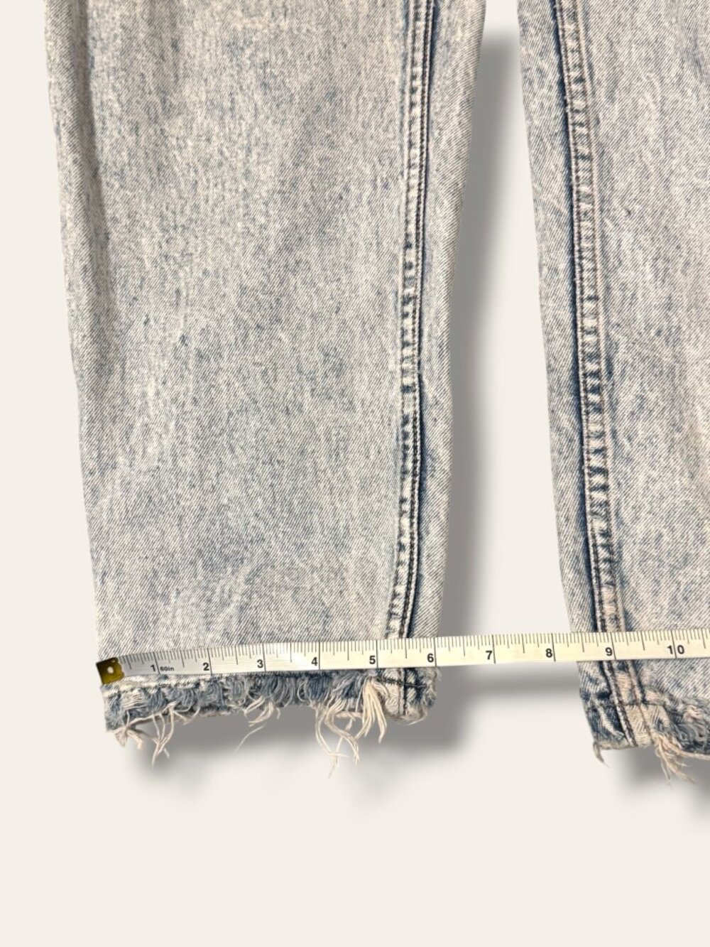Gitano Jeans Women 34 Acid Wash Distressed Bow Back Raw Hem Tapered Frayed Ankle - Picture 11 of 13